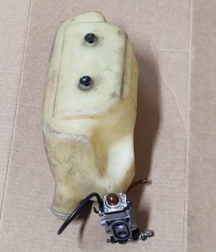 REDMAX EBZ 8500 576575501 TANK ASSY Superseded to 579140201 (Used)